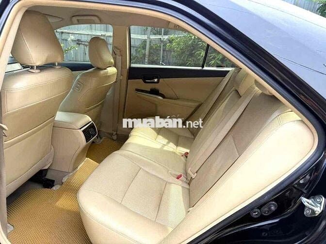 CAMRY 2.0E 2017 LƯỚT 7 VẠN ,BẢO HÀNH 1 NĂM RẤT ĐẸP