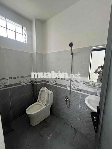 Nhà Nhỏ xinh , ở liền , 55m2 , 2pn đường Nguyễn Ảnh Thủ Q12 .