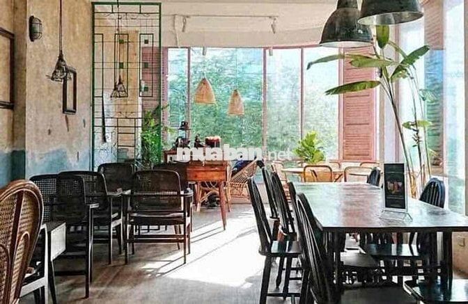 2 mặt tiền đường  Đinh Tiên Hoàng Quận 1