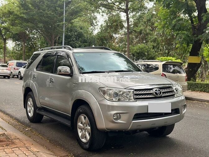 Fortuner 2012 máy xăng số tự động 2 cầu