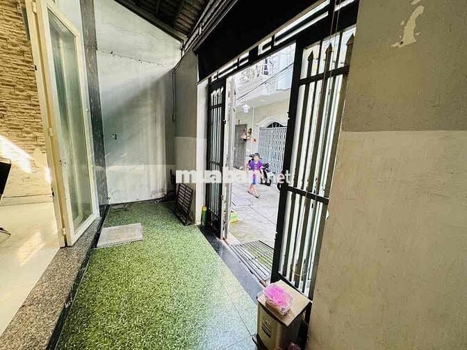 Nhà ngang 10m - Giáp Võ Văn Kiệt - 66m2 - 3 tầng - hiện hữu - hơn 5ty