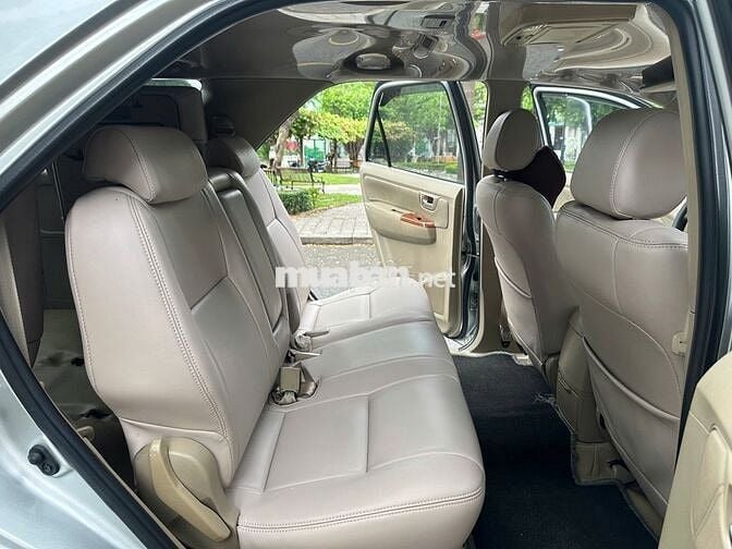 Fortuner 2012 máy xăng số tự động 2 cầu