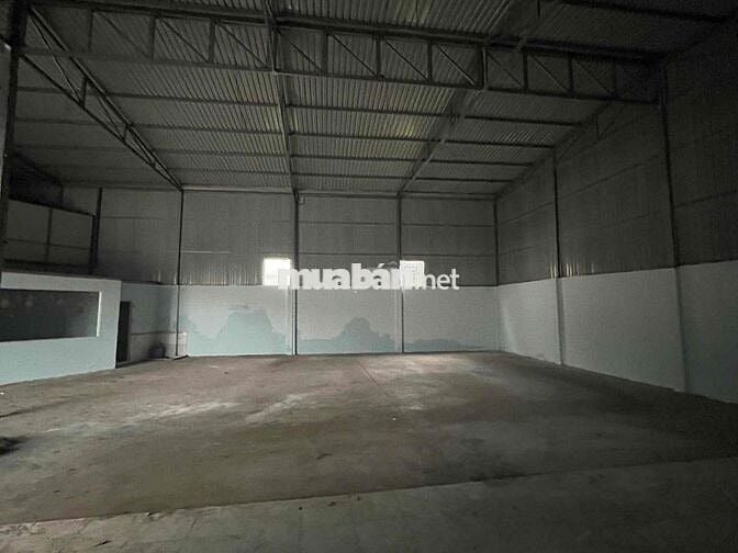 Cho thuê kho 300m2 Đông Hoà - Dĩ An