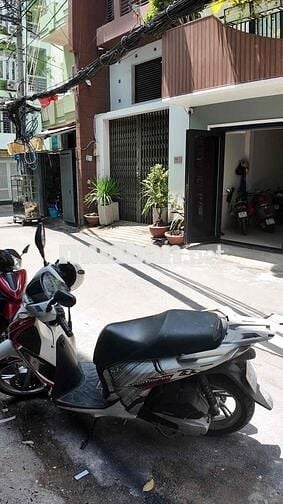 Mặt bằng, Văn Phòng kinh doanh gần Phan Xích Long, Hoa Phượng, Hoa Sứ