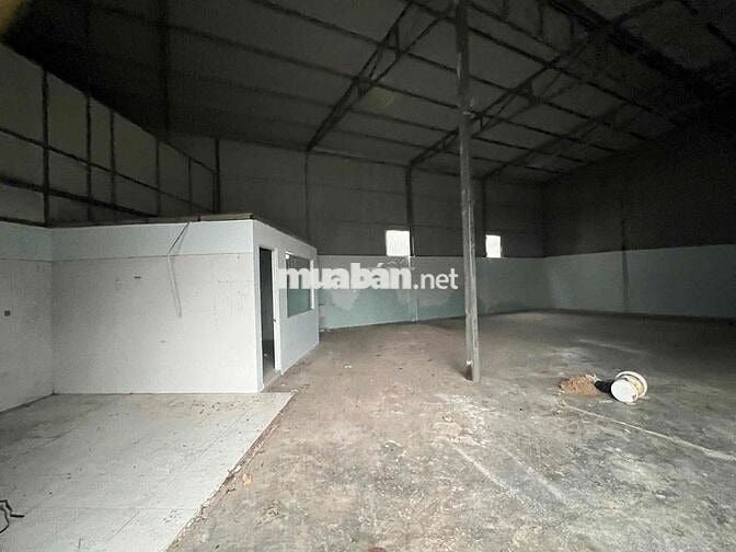 Cho thuê kho 300m2 Đông Hoà - Dĩ An