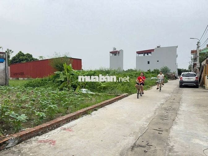 Bán đất đẹp thôn Ấp Tre, (Tổ 9) – xã Quang Minh, TP Hà Nội. Gần KCN,