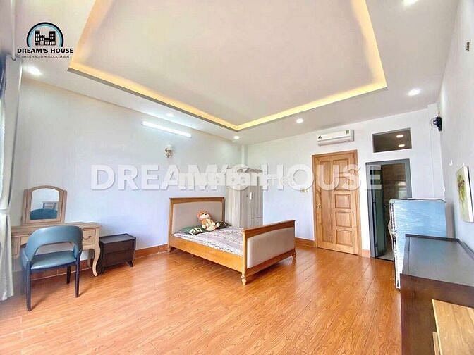 CHO THUÊ BANCON FULL NT Ở NGUYỄN VĂN LƯỢNG , GV