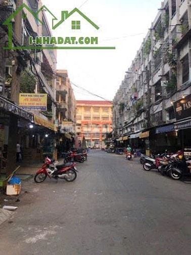 Cần bán gấp căn hộ chung cư Lạc Long Quân phường 5 quận 11