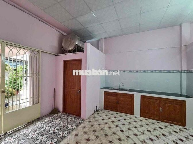 Cho thuê nhà C4, 4.5x20m, 2pn, ĐHT 05, Tân Hưng Thuận, Q12. 5tr5