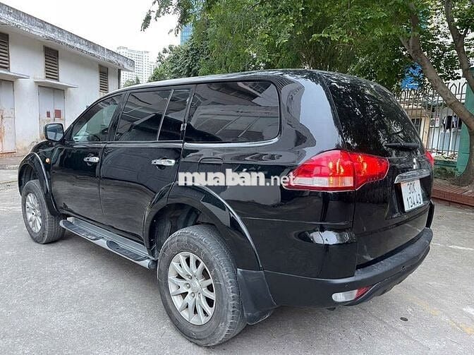 Bán xe Mitsubishi Pajero Máy xăng số tự động