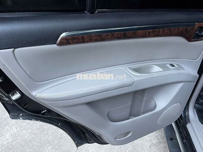 Bán xe Mitsubishi Pajero Máy xăng số tự động