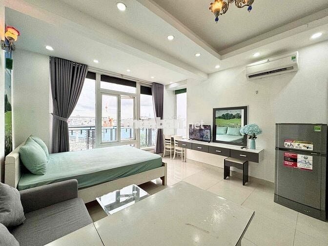 Cho Thuê Ngắn_Dài Hạn Căn Hộ Ban Công Ngay Bờ Kè Trường Sa