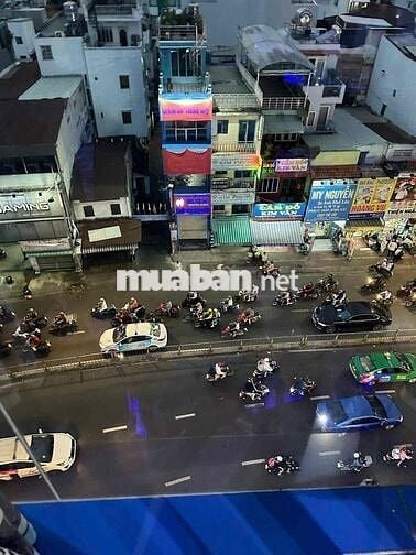 Nguyên căn 6 TẦNG THANG MÁY 5 x 12m  MẶT TIỀN NGUYỄN VĂN CỪ Q1