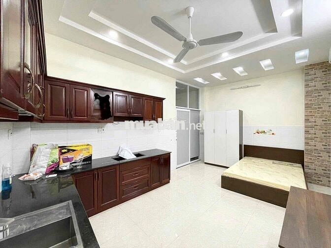 Chung cư mini mới xây kế cầu nguyễn tri phương tách bếp siêu thoáng