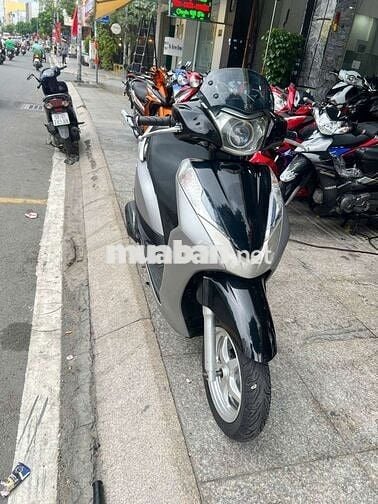 Honda lead FI 2015 mới 90% biển số thành phố