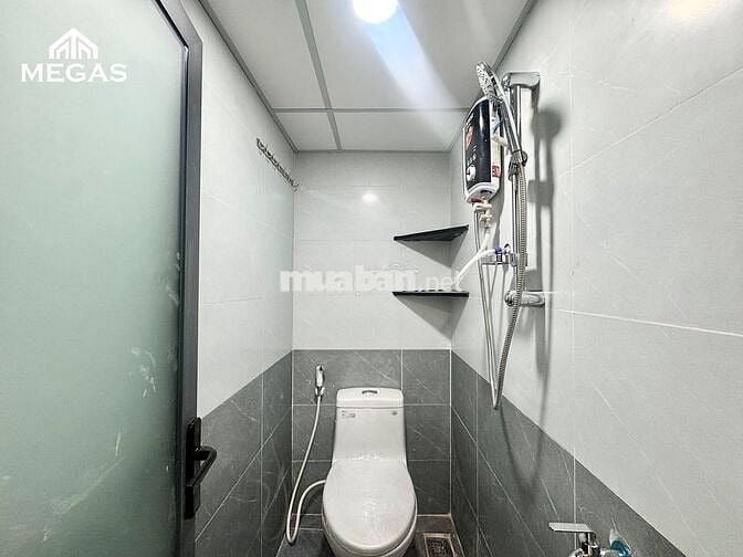 NHÀ NGUYÊN CĂN 1 TRỆT + 1 LẦU FULL NỘI THẤT NGAY DƯƠNG QUẢNG HÀM