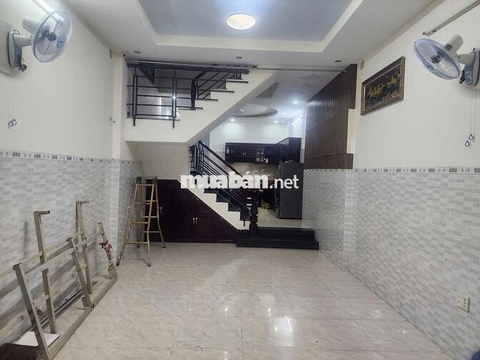 NHÀ BÁN,HOÀNG VĂN THỤ ,TÂN BÌNH ,NGANG 4 DÀI 15, 5 TẦNG MỚI CHỈ 9.1 TỶ