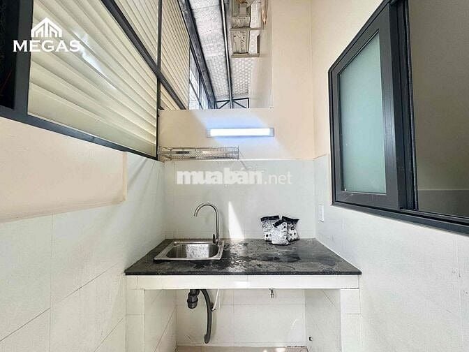 NHÀ NGUYÊN CĂN 1 TRỆT + 1 LẦU SẴN MÁY LẠNH NGAY DƯƠNG QUẢNG HÀM ĐH VLU
