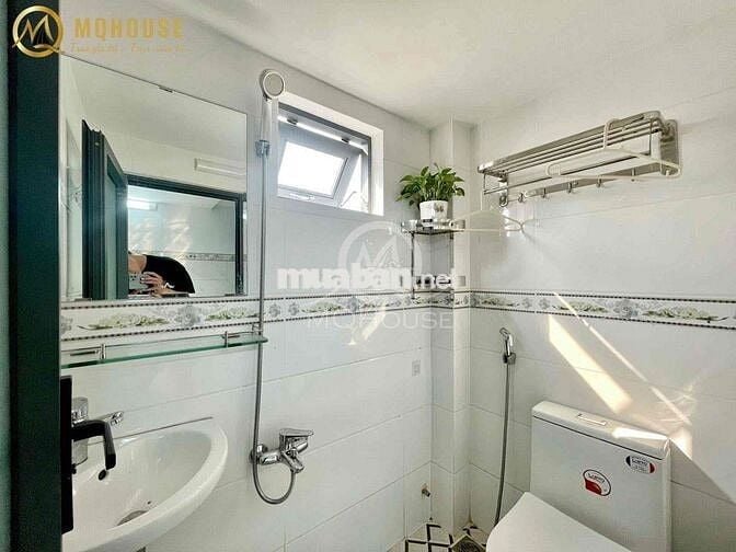 Căn hộ Duplex Mới - Sẳn máy lạnh , Tủ đồ - Ngay gần Phan Huy Ích