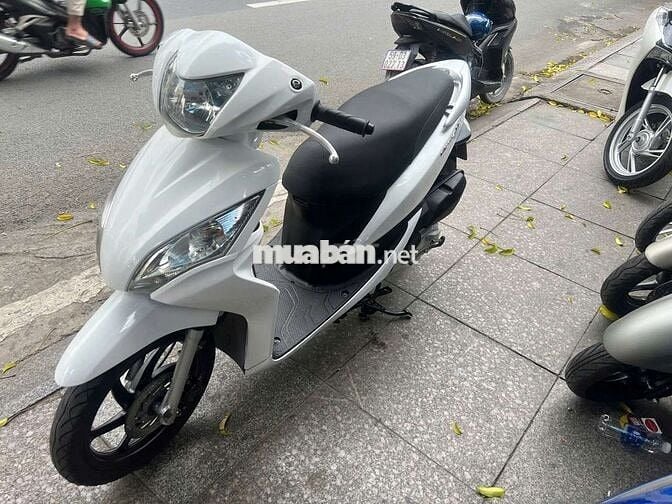 Honda vision 2014 mới 90% Bstp chính chủ