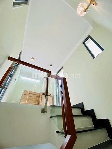 CHÍNH CHỦ BÁN NHÀ 1053/LÊ ĐỨC THỌ ĐÚC 2 LẦU HẺM XE HƠI GIÁ MỀM
