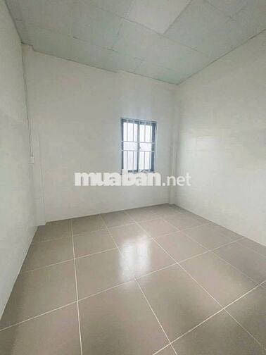 nhà 170m2 vừa ở vừa làm kho sân oto gần Dĩ An 1 trần quang khải