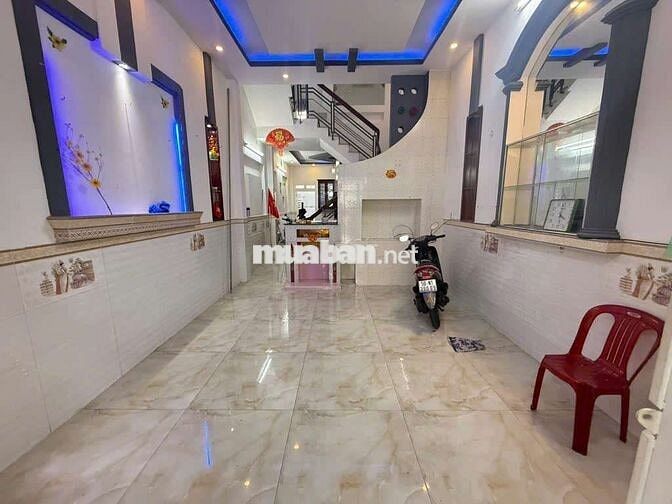 NHÀ 3 TẦNG ĐẸP — CHIẾN LƯỢC PHƯỜNG BÌNH TRỊ ĐÔNG  (4,3m x 14m)