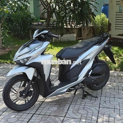 Honda Vario 150 2018 Bạc Porsche