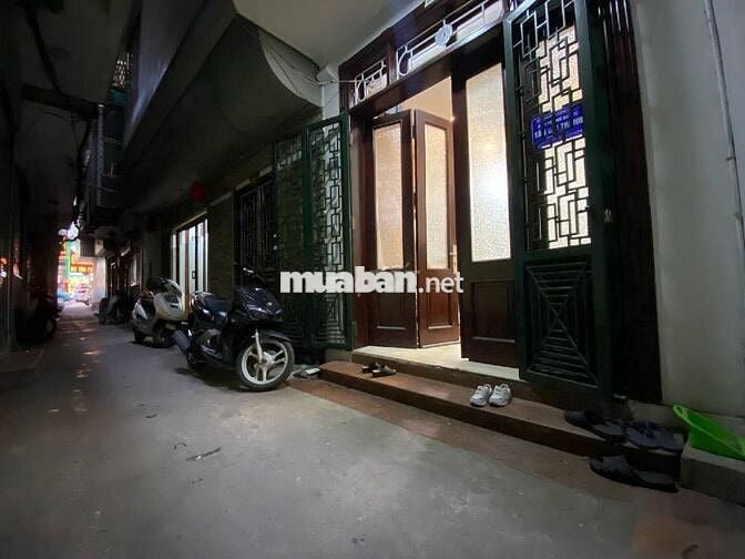 GIẢM CHÀO LẦN 2! NHÀ ĐẸP CẦU GIẤY, NGAY GẦN MẶT PHỐ 30M 9,2 TỶ