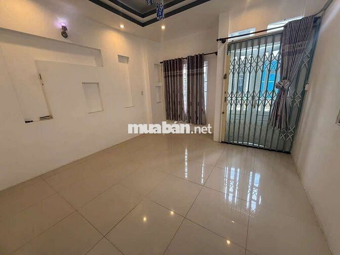 NHÀ 3 TẦNG ĐẸP — CHIẾN LƯỢC PHƯỜNG BÌNH TRỊ ĐÔNG  (4,3m x 14m)
