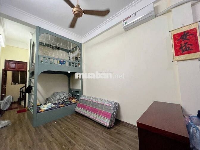 GIẢM CHÀO LẦN 2! NHÀ ĐẸP CẦU GIẤY, NGAY GẦN MẶT PHỐ 30M 9,2 TỶ