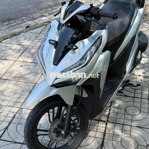 Honda Vario 150 2018 Bạc Porsche