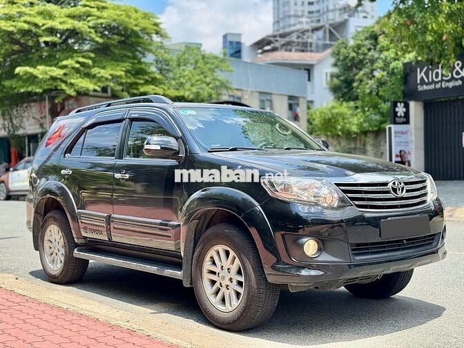 Toyota Fortuner 2.7V 4x2 AT 2015 - 79000 km