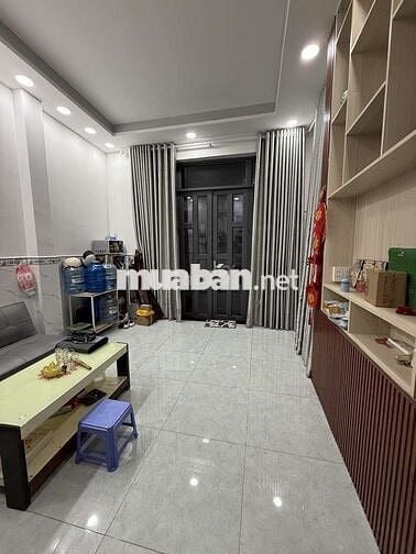 Nhà Gò Vấp ngang khủng 5m7 có 4 phòng ngủ 40m2 đường Phan Huy Ích P12