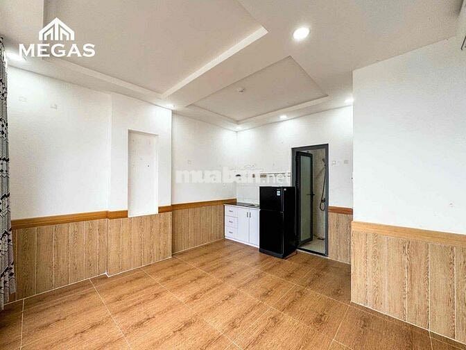 Studio xinh xắn view cửa sổ Đà Lạt lãng mạn