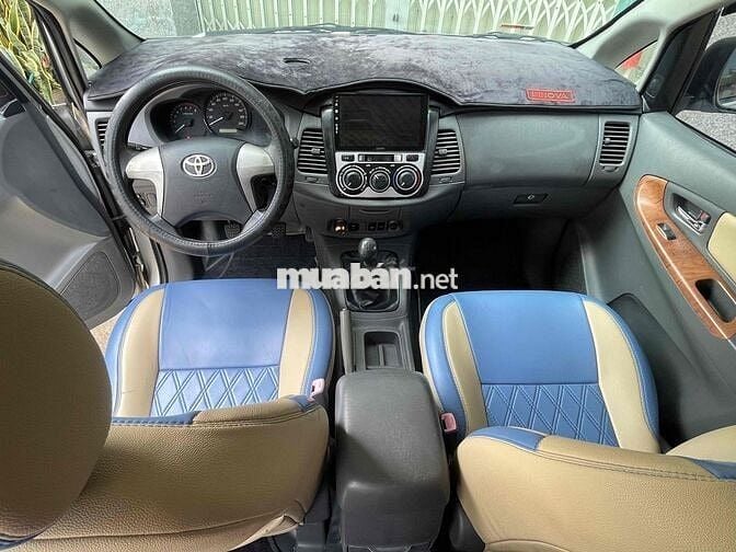 Toyota Innova 2013 2.0E - 130000 km
