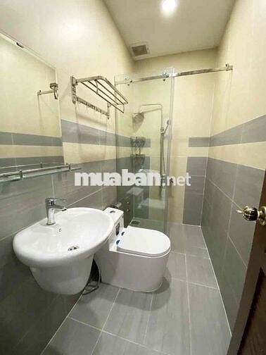 STUDIO FULL NỘI THẤT BAN CÔNG SÁNG SỦA NGAY NGÃ TƯ TRỊNH ĐÌNH TRỌNG