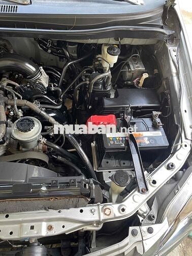 Toyota Innova 2013 2.0E - 130000 km