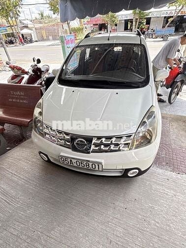 Nissan Grand livina 2011 1.8 AT - 100000 km