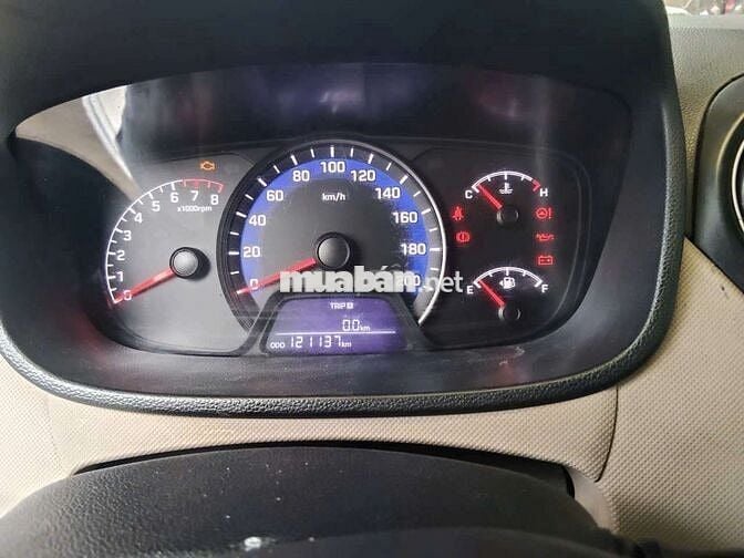 2018 Sedan 1.2 MT - 121000 km