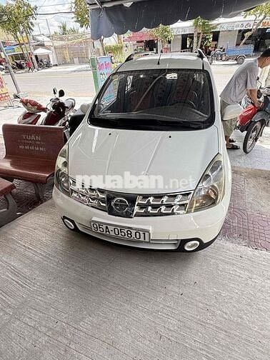 Nissan Grand livina 2011 1.8 AT - 100000 km
