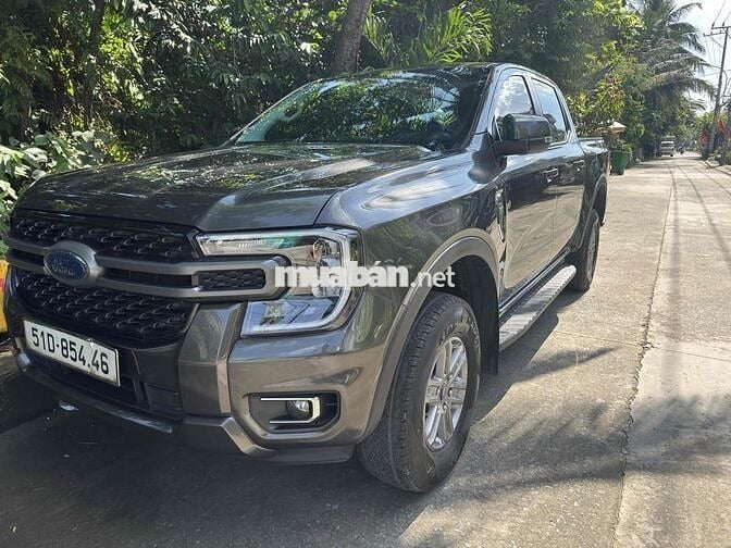 Ford Ranger 2023 XLS std chạy 4v nguyên zin