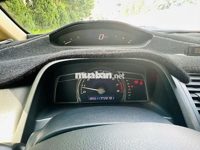 Honda Civic 2009 1.8 AT - 180000 km