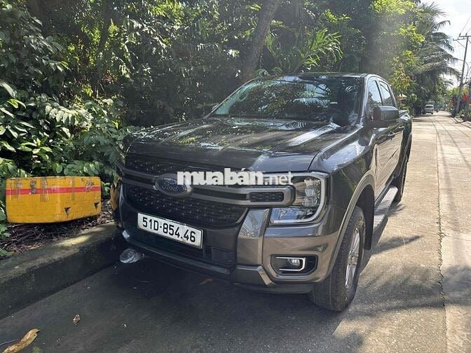 Ford Ranger 2023 XLS std chạy 4v nguyên zin