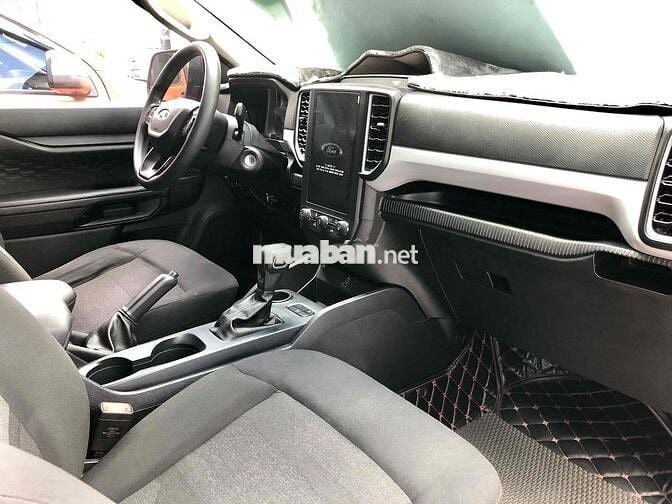 Bán Ford Ranger XLS 2023 số tự động, hãng bán