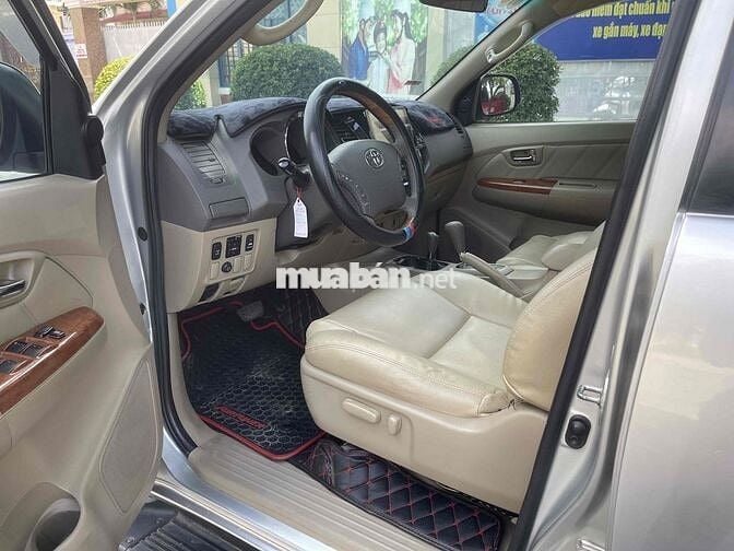 Toyota Fortuner 2009 - 100000 km