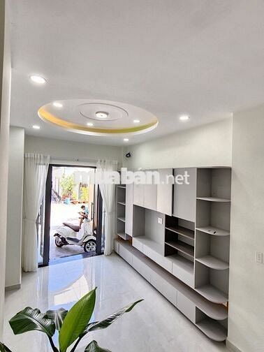 CHO THUÊ NHÀ ĐƯỜNG TÂN SƠN NHÌ _ 4,5X18M _ TRỆT 3 LẦU NHÀ MỚI