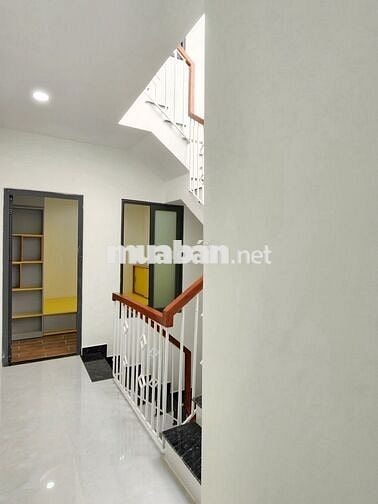 CHO THUÊ NHÀ ĐƯỜNG TÂN SƠN NHÌ _ 4,5X18M _ TRỆT 3 LẦU NHÀ MỚI