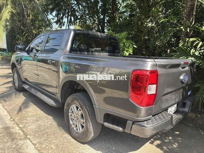 Ford Ranger 2023 XLS std chạy 4v nguyên zin