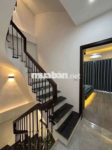 Bán nhà Trần Phú Văn Quán 31m, 5 tầng mới đẹp trung tâm sát ô tô